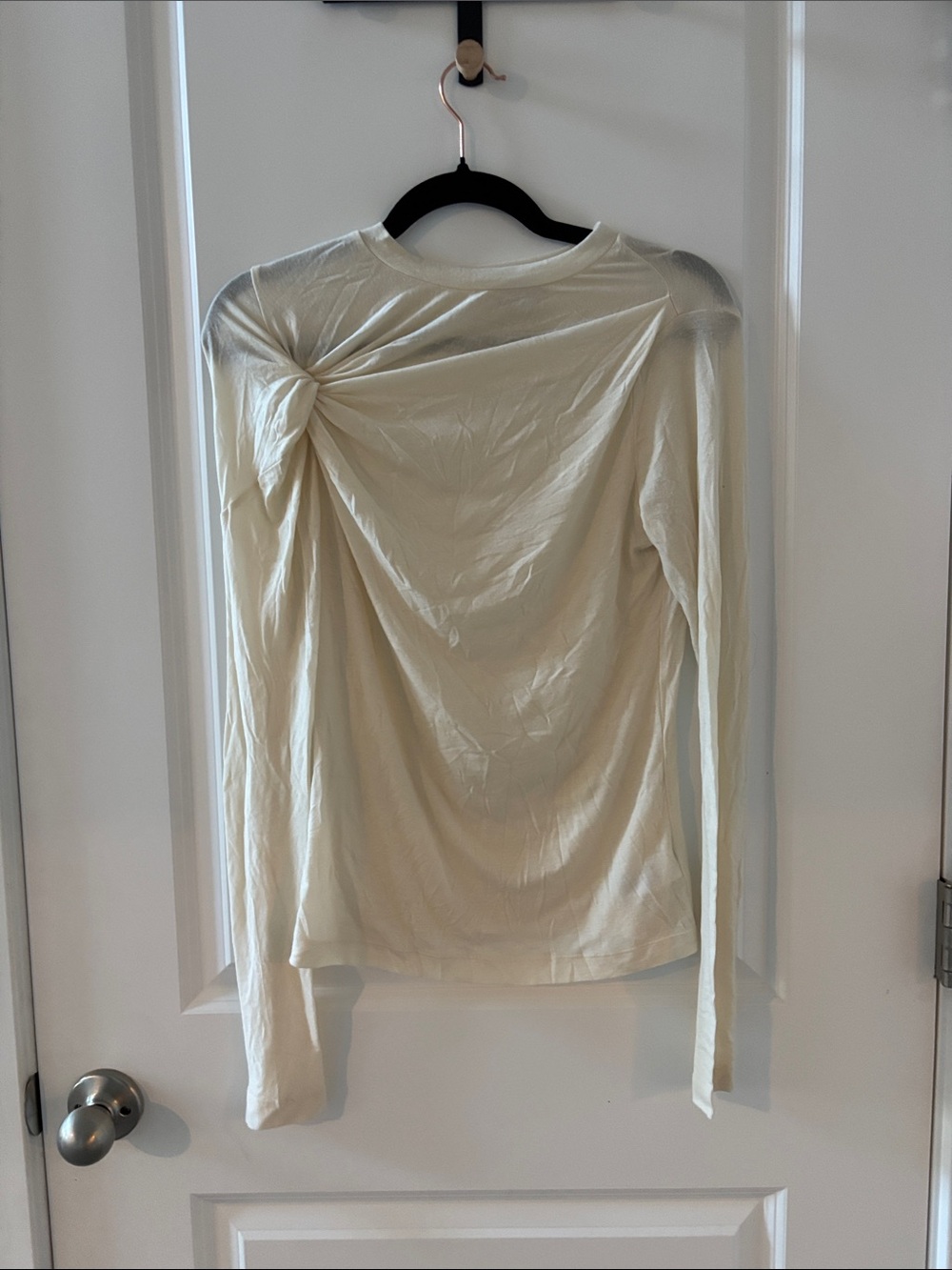 AGOLDE Lissa Twist Front Long Sleeve T-Shirt - Picture 4 of 6
